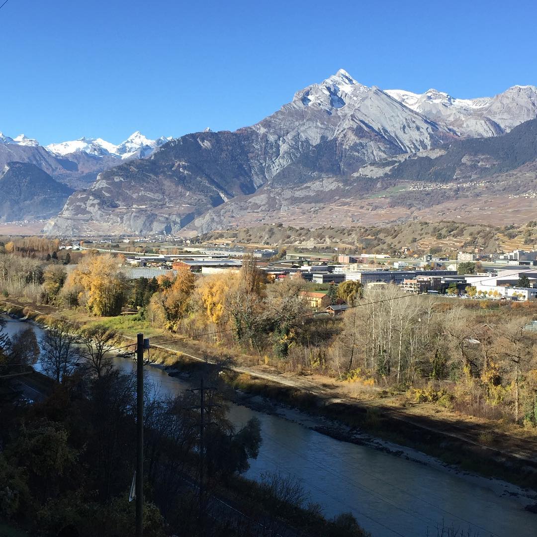 Meeting day in Sion 😍🙏🏻☺️ #autumn #sion #nofilters